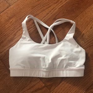 Lululemon size 4 energy bra